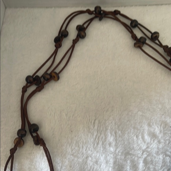 SHEIN Brown Textured Shoulder Bag
Heart shape purse - Picture 6 of 6